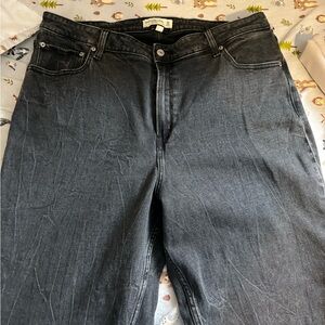 Abercrombie The Mom High Rise